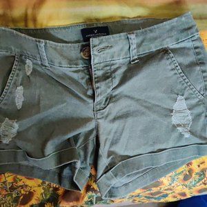 American Eagle Army Green shorts Size 2, comfy